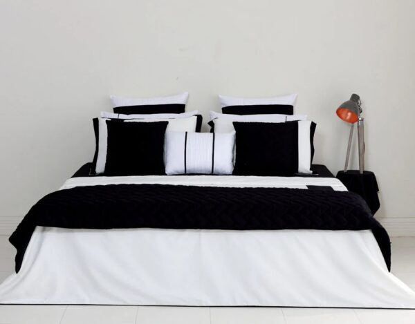 Monochrome Luxe Bedsheet