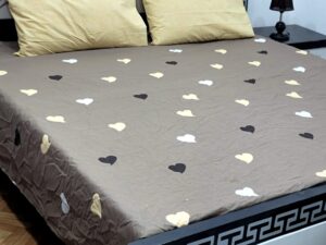 Earthy Hearts